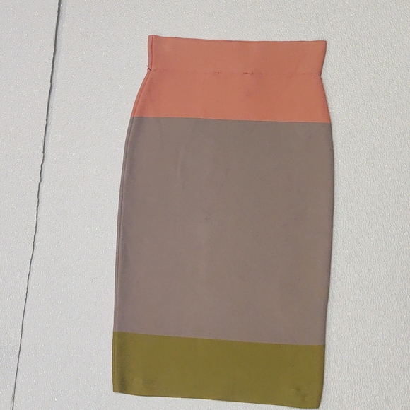 BCBGMaxAzria Colorblock Scarlett Stretch Pencil Skirt, Pink/Grey/Green - Picture 3 of 3